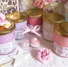 Elles sont les premières bougies françaises à avoir obtenu le label de qualité et de sécurité ral. Les Bougies De Charroux