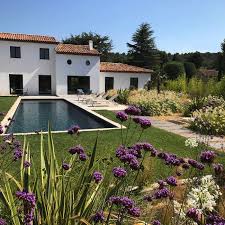 Un expert au service de votre jardin. Architecte Paysagiste Concepteur Montpellier Aix En Provence