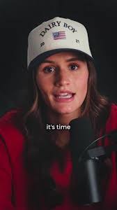 Kelsey Spangler's Instagram, Twitter & Facebook