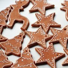 9 Deco De Noel En Pate A Sel A Faire Avec Les Enfants Maison De Noel Deco Noel Noel