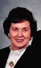 Loretta Tuttle's Instagram, Twitter & Facebook