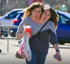 The Woman Who Was Born With 2 Heads Finally Gave Birth, Wait Till You See  What She Gave Birth To In the heart of Minnesota, Abby and Brittany Hensel—conjoined  twins sharing one