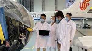 高端装备制造业（advanced equipment manufacturing industry），又称先进装备制造业，指生产制造高技术、高附加值的先进工业设施设备的行业。 是以高新技术为引领，处于价值链高端和产业链核心环节，决定整个产业链综合竞争力的战略性新兴产业，包括传统产业转型. ä¸­å›½é«˜ç«¯åˆ¶é€ ä¸šè¿½ä¸Šæ¬§ç¾Žè¿˜éœ€è¦å¤šä¹…