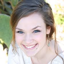 Callie Roche's Instagram, Twitter & Facebook