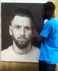 Esther Ruro (@Estherruro)