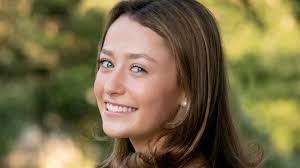 🎥 Familia de una de las víctimas mortales de inundaciones de Texas  denuncia cuenta falsa de GoFundMe, 👉 http://uni.vi/63EY106fwnI