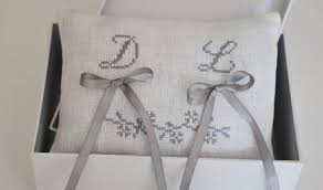 Maybe you would like to learn more about one of these? 10 Idee Su Punto Croce Matrimonio Punto Croce Cuscino Portafedi Punto Croce Gratis