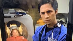 Was Lonnie in the first episode of Scrubs?? : r/Scrubs