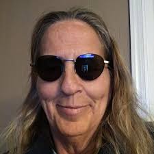 Mary Stucky على X: "@MikeFOX29 Happy Birthday early! My mother will be 82 