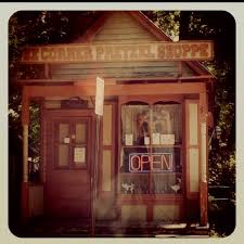 Best Pretzels And Hot Dogs I Ve Ever Had Been Going To Rancocas Woods Since I Was Born Love 3 House Styles Gazebo Burlington County