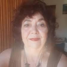 😍 Buttery, light, and flaky, suitable with any of your recipes. Homemade  puff pastry is easier than you think! The best part? It's really quick to  prepare, don't miss this recipe 👇