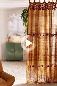 Rideau De Fenetre En Gaze A Pompons Averi En 2020 Idee Deco Rideaux Deco Maison Rideaux