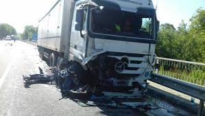 Află suma amenzii și punctele de penalizare ce se aplică în caz de încălcare a regulilor codului contravențional. Vocea Biz Accident Rutier Archives Vocea Biz