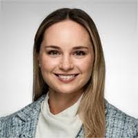 Emma Ison's Instagram, Twitter & Facebook