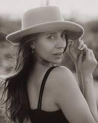 Andrea Blake's Instagram, Twitter & Facebook