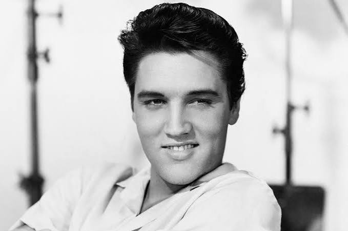 Elvis Fans Can Drop $6K for a Day at Graceland: New Experience
