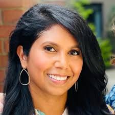 Fern Jensen (@FernieTweets)