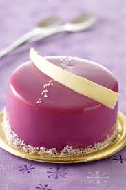 Recette Petits Gateaux A La Mousse De Fruits Rouges Et Chocolat Blanc Recette Mousse De Fruits Rouges Recette Petit Gateau Mousse Fruit