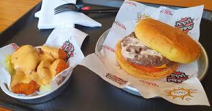 مطعم هرفي في تبوك الأسعار المنيو الموقع كافيهات و مطاعم السعودية