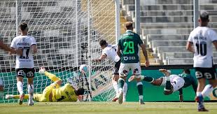 Santiago wanderers won 6 direct matches.colo colo won 15 matches.6 matches ended in a draw.on average in direct matches both teams scored a 2.59 goals per match. Colo Colo Tuvo Un Amargo Retorno Al Futbol Y Cayo Ante Wanderers En El Monumental El Mostrador