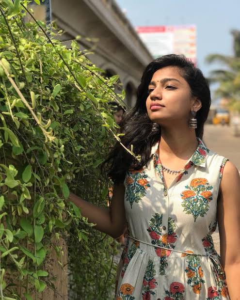 images?q=tbn:ANd9GcQuk-EJ1stHFXS5J1PneHD