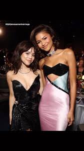 Zendaya & jenna ortega watch online
