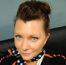 Who has a 3rd row SUV that they love (what make, mod and year is it?)  Looking for one where third row has a decent amount of room