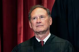 Justice Alito Rejects Calls for Recusal After Interviews in Wall Street  Journal