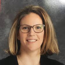 Lindsay Marsh (@LmarshMarsh)