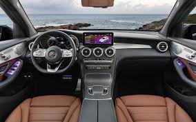 Au Volant Des Mercedes Benz Glc 2020 A Stuttgart Guide Auto