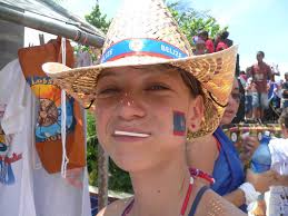 Picturing Life in Placencia, Photography and Weddings.