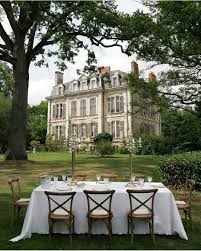 Maison Jardin On Instagram Classic Facade And Architecture With Outdoor Dining In A Beautiful Garden Chateau De La Creuz