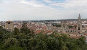 El pronóstico del tiempo más actualizado en burgos: Que Ver En Burgos En Un Dia Catedral Meh Castillo Tren Turistico
