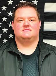 Man arrested in Salem ax attack