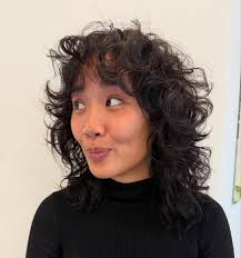 Chopped fresh curls for Tam before she heads off to live in Paris! ✨ “Bon  voyage beauty — Paris is lucky to have you “ 🇫🇷❤️ @insta_tamz