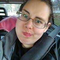 Mia Watts's Instagram, Twitter & Facebook