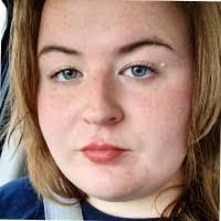 Jacqueline Schuster's Instagram, Twitter & Facebook