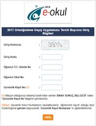 Belirlenen adreste sol ekranda yönetim bilgi sistemi sağ ekranda ise veli bilgilendirme sistemi yer alıyor. E Okul Ogretmen E Okul Ogretmen Girisi E Okul Yonetim
