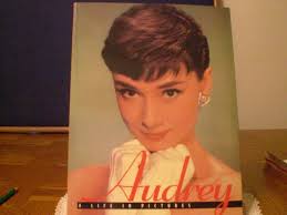 AUDREY A LIFE IN PICTURES BY CAROL KRENZ 2001