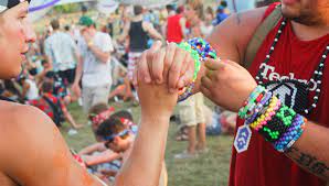 Kandi Etiquette: The Guide To Trading For First Timers | Edm Identity