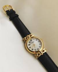 Alain Frederic Paris Vintage Orijinal Ve Sifir Calisir Durumda Vintage Vintagesaat Vintagewatch Saat Saatler Saa In 2020 Bracelet Watch Gold Watch Accessories