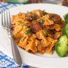 Jambalaya Pasta All Your Favorite Cajun Flavors Come Together In This Quick Pasta Dish That Can Be Jambalaya Pasta Quick Pasta Dishes Easy Main Dish Recipes