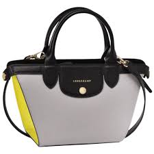 Contact sac à main marque on messenger. Sac Porte Main S Le Pliage Heritage Tricolore Sacs Longchamp Galet Noir Jaune Longchamp France Sac Sacs Longchamp Sac A Main