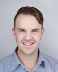 Heather Gumm's Instagram, Twitter & Facebook