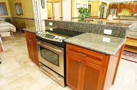 Kitchen island with built in stove and oven. Kitchen Island Has Stove Top And Oven Kitchen Island With Cooktop Kitchen Design Kitchen Island With Seating