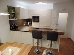 Arbeitsplatte Mit Theke Bar Oder Als Tisch Schone Ideen Und Bilder Fur U Form Kuchen Kuchenfinder Kuchen In U Form Haus Kuchen Kuche
