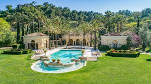 Mark wahlberg's beverly park estate beverly park, beverly hills, california actor/producer mark walhberg has been busy overseeing the construction of his new palatial 30,000 square foot mansion in beverly park. Most Expensive U S Home To Ever Go To Auction Top Ten Real Estate Deals