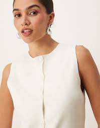 ella selectshop front slit knit gilet Ella Vest White