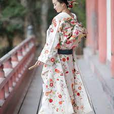 I've seen weddings at meiji jingu in tokyo, at yasaka shrine in kyoto and at sumiyoshi taisha in osaka. What To Expect At A Traditional Japanese Wedding