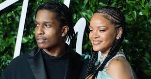 She is now dating saudi arabian billionaire hassan jameel. Rihanna S Boyfriend Now No One Is Shocked By Her Reported New Beau